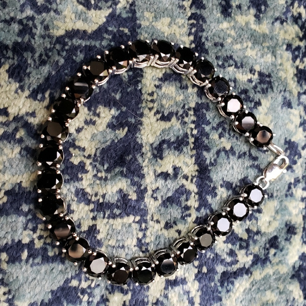 Genuine black sapphire 🖤🖤🖤 bracelet